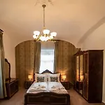 My-lord Luxapartman * Eger